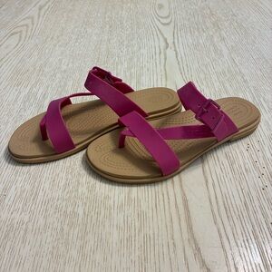 Women’s Crocs Tulum Toe Post Dressy Flip Flop Sandals (Hot Pink/Tan)